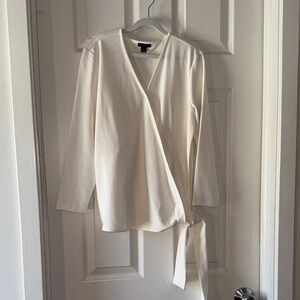 Ann Taylor Wrap Top size XS NWOT
